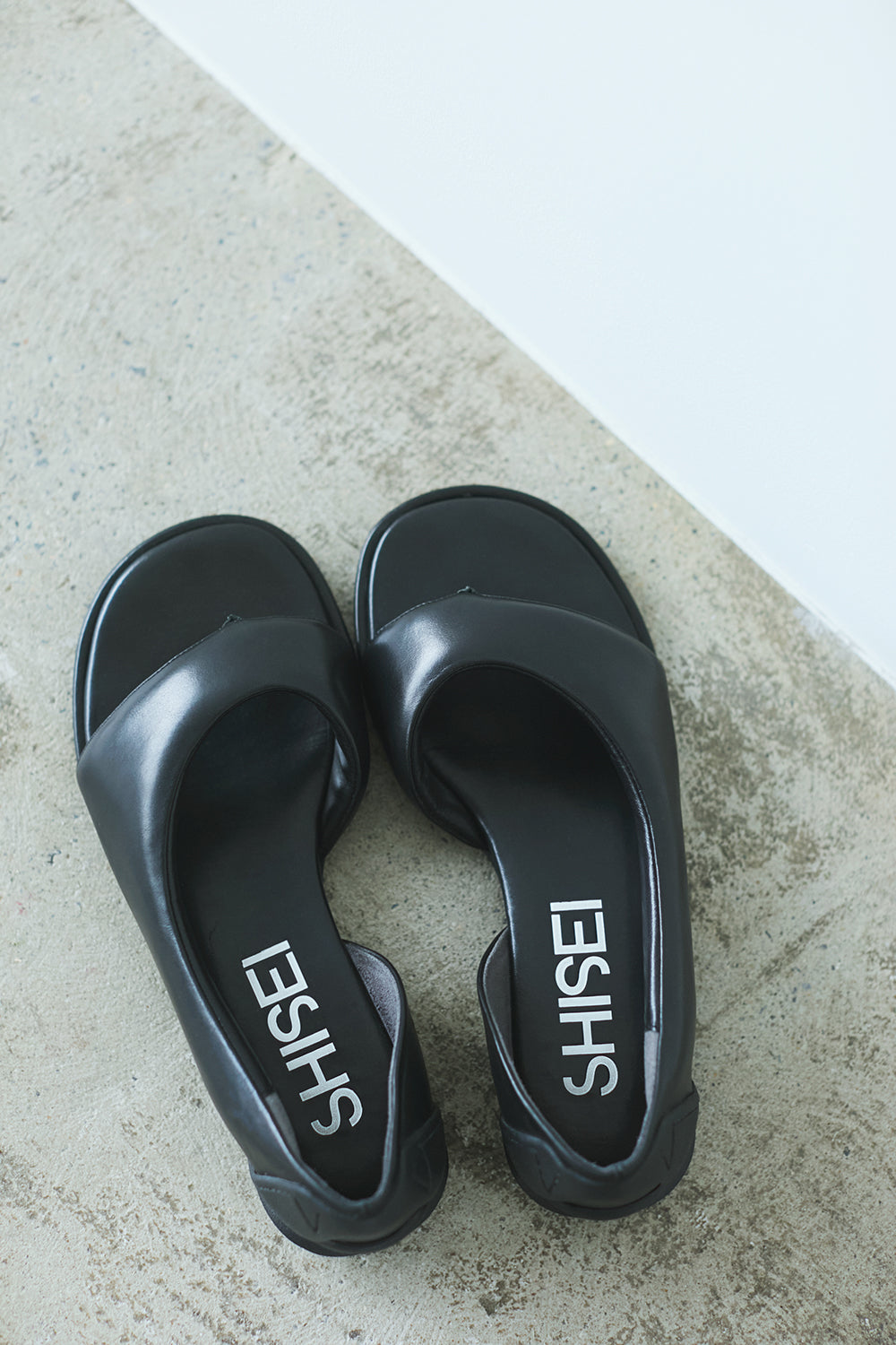 SHISEIパテッドトングサンダル【数量限定】 – K2CSTORE