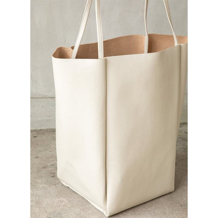 ★【ミモレ別注】SCUEトートバッグ　新色アイボリー【期間限定】