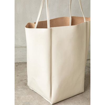 ★【ミモレ別注】SCUEトートバッグ　新色アイボリー【期間限定】