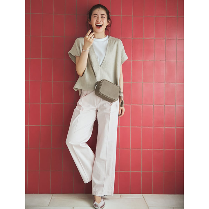 ★【ミモレ別注】VASICコンパクトショルダーバッグAnyway