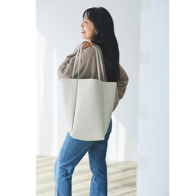 ★【ミモレ別注】SCUEトートバッグ　新色アイボリー【期間限定】