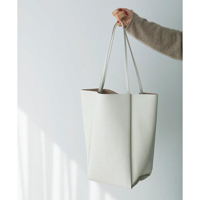 ★【ミモレ別注】SCUEトートバッグ　新色アイボリー【期間限定】