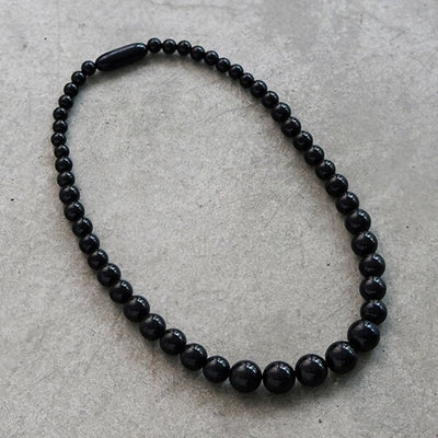 ヴィクトリアンジェット【３点セット】ネックレス・ピアス/イヤリング・ブローチ