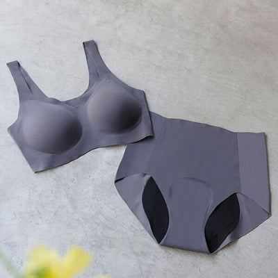 ★エブリデイ吸水ショーツとブラ