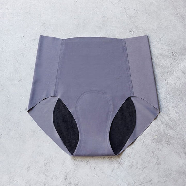 ★エブリデイ吸水ショーツとブラ