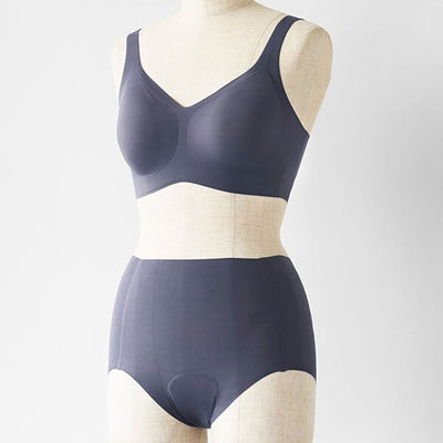 ★エブリデイ吸水ショーツとブラ