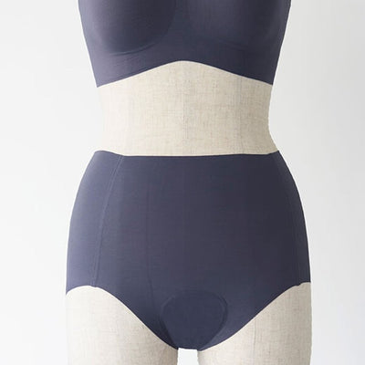 ★エブリデイ吸水ショーツとブラ