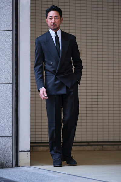 干場義雅プロデュース　ブラックスーツ