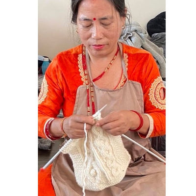 ヒツキ×ミモレ別注ニットカバー