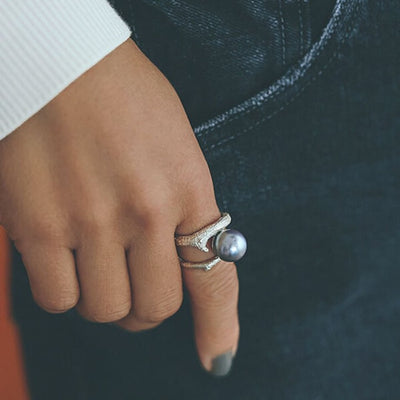 ボン マジック黒蝶バロックパールリング