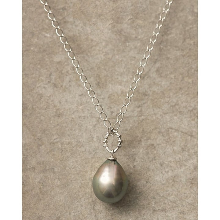 ミモレ別注・ボン マジック黒蝶バロックパール一粒ネックレス