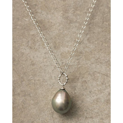 ミモレ別注・ボン マジック黒蝶バロックパール一粒ネックレス