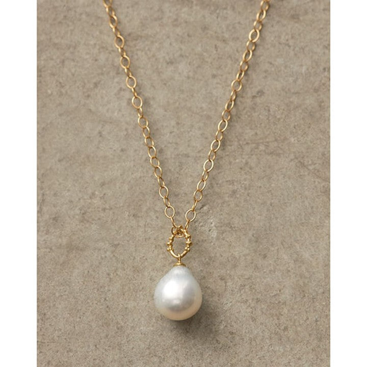 ミモレ別注・ボン マジック白蝶バロックパール一粒ネックレス