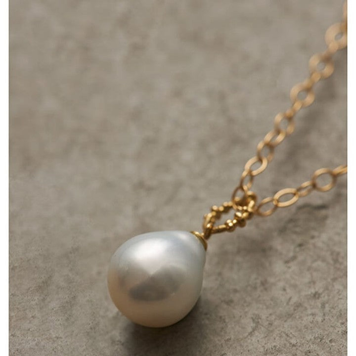 ミモレ別注・ボン マジック白蝶バロックパール一粒ネックレス