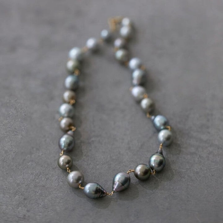 ボン マジック　ミモレ別注・黒蝶バロックパール一連ネックレス