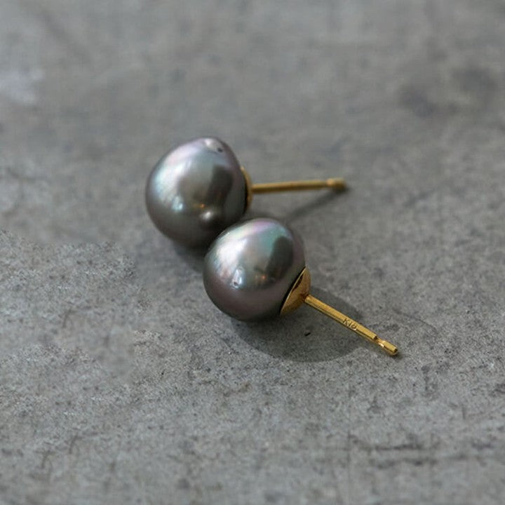 ボン マジック　黒蝶バロックパールピアス９mm