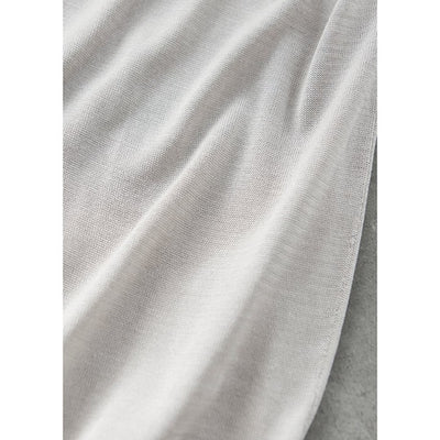 【ミモレ別注】スローン　シルククルーネックニット 〈ベージュ〉