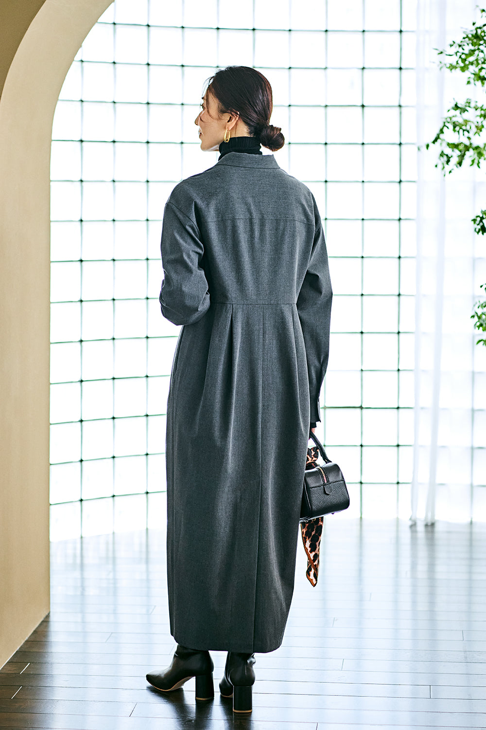 ワンワン山様おまとめ ミモレ別注】山根亜希子さん×uncrave ワンピース – K2CSTORE