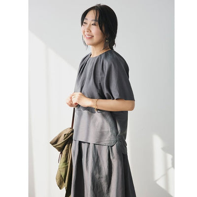 ★【ミモレ別注】アンタイトル タックフレアブラウス