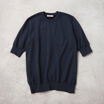 ★【ミモレ別注】スローン 半袖黒ニット【数量限定】
