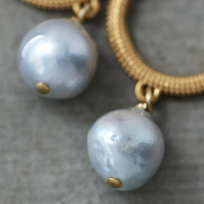 【10周年別注】ボン マジック白蝶バロックパールフープピアス