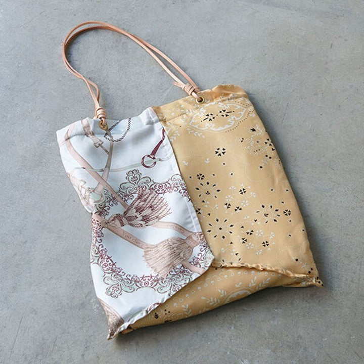 ★【追加受注11/4まで】井筒麻三子さん×マニプリ「スカーフ柄トートバッグ」