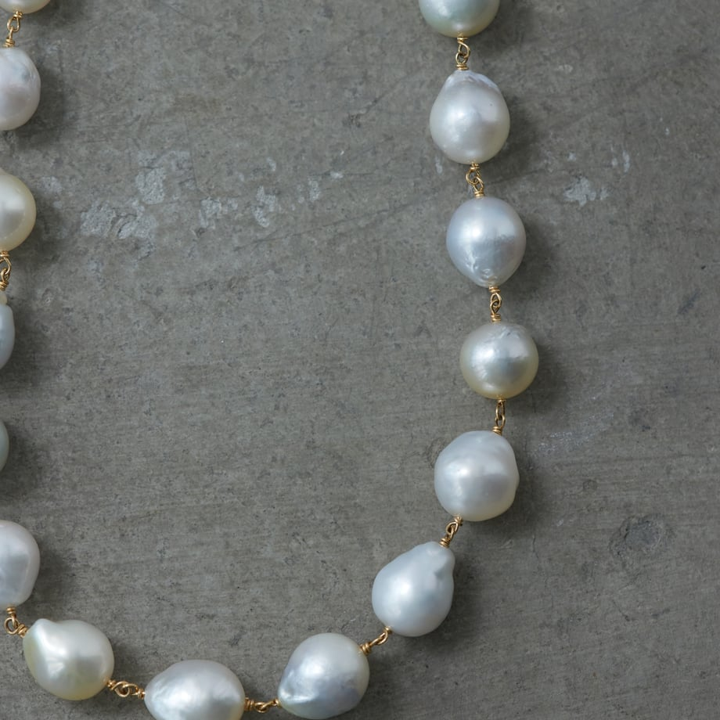 ボン マジック 白蝶バロックパール一連ネックレス