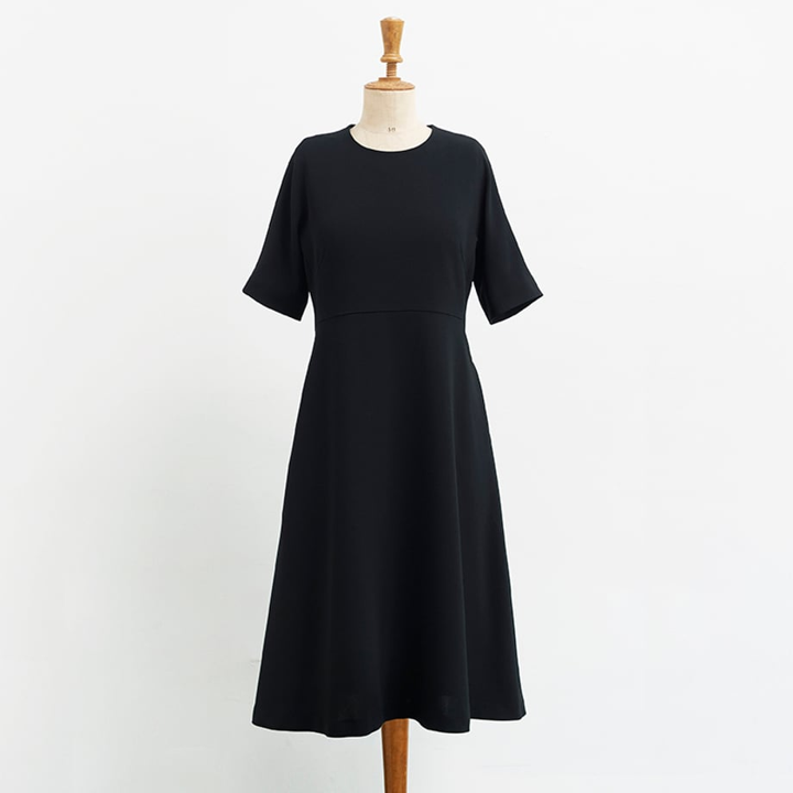 ★ミモレ×ザ ライナー ブラックフォーマルワンピース