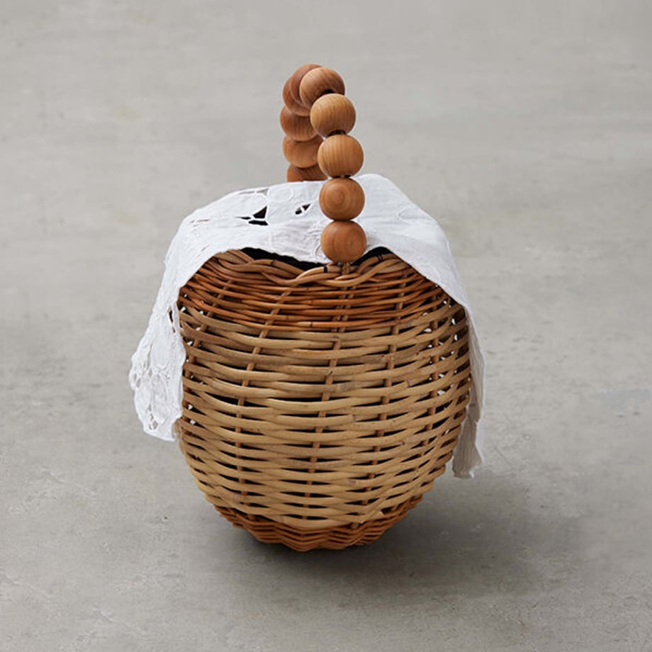 ヒツキのアンティークレース付きかごバッグ