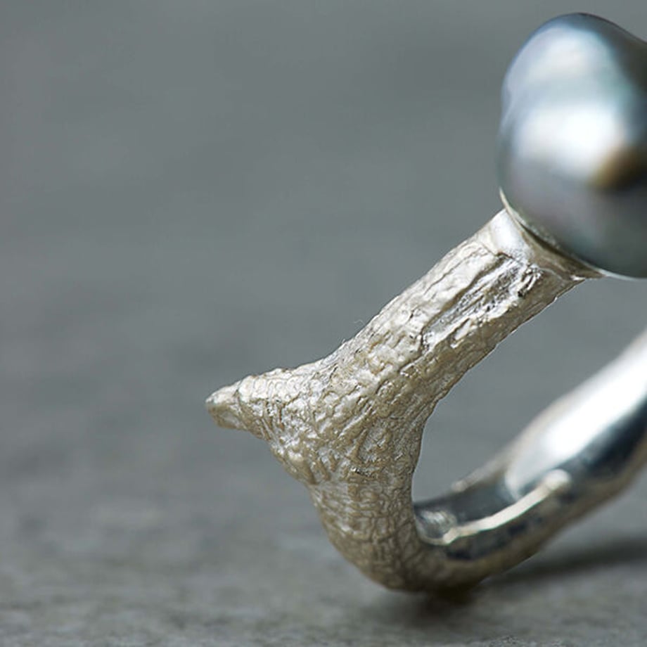 ★ボン マジック白蝶バロック×黒蝶ケシパールリング