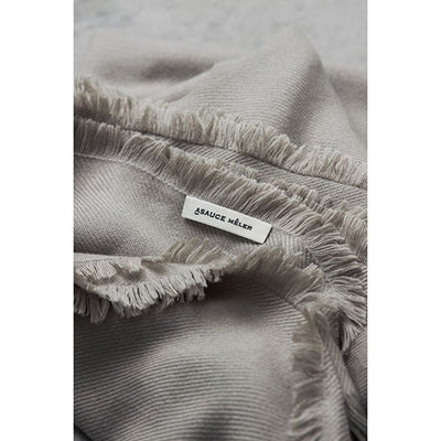 ★＜追加受注 9/5(月) 1500～＞アソースメレ×ミモレ　カシミアシルク混の別注グレージュストール【期間限定】