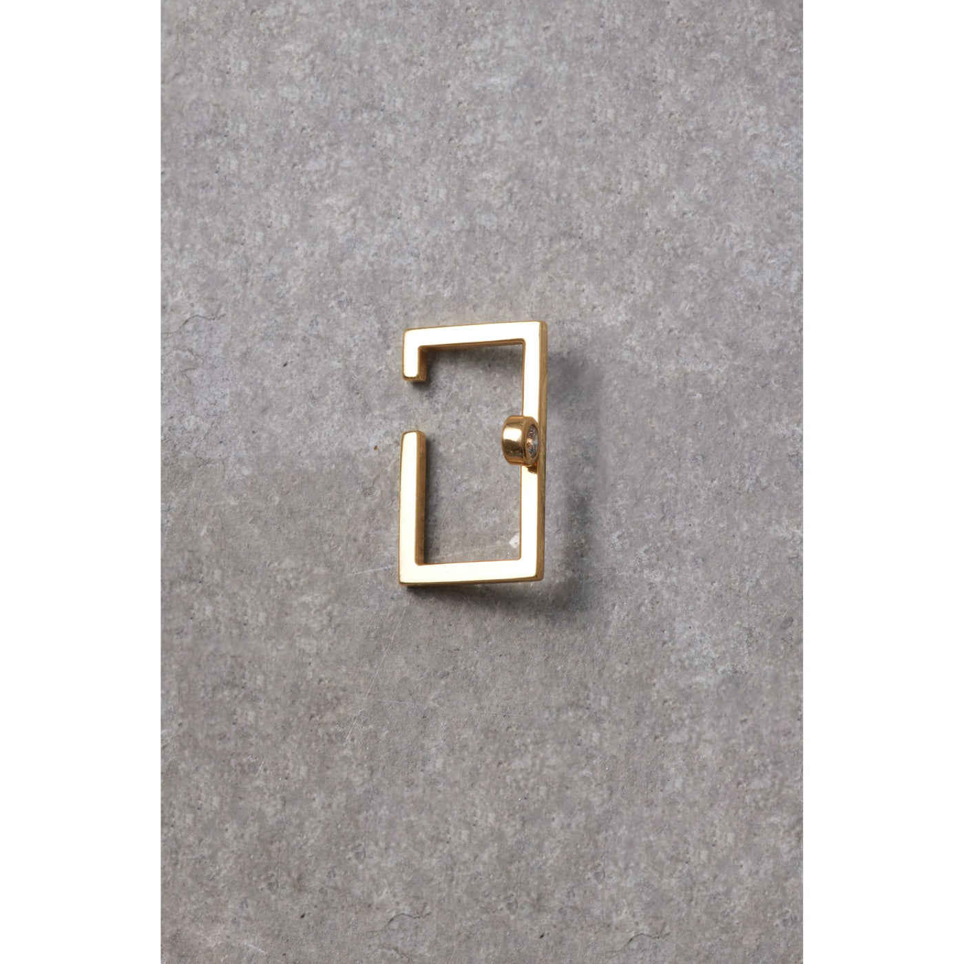 【ミモレ別注】アルティーダ ウード一粒ダイヤモンドイヤーカフ