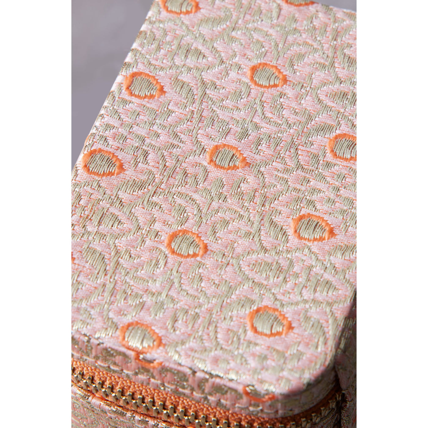 【ミモレ別注】アルティーダ ウード一粒ダイヤモンドイヤーカフ